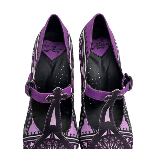 Women's - Hot Chocolate Design Chocolaticas Mid Heels Gothic Pumps, Size 35 (US - Picture 3 of 11